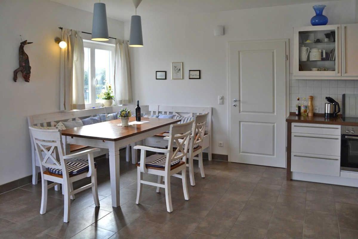 Reetdachhaus Im Fischerdorf Freest Extérieur photo