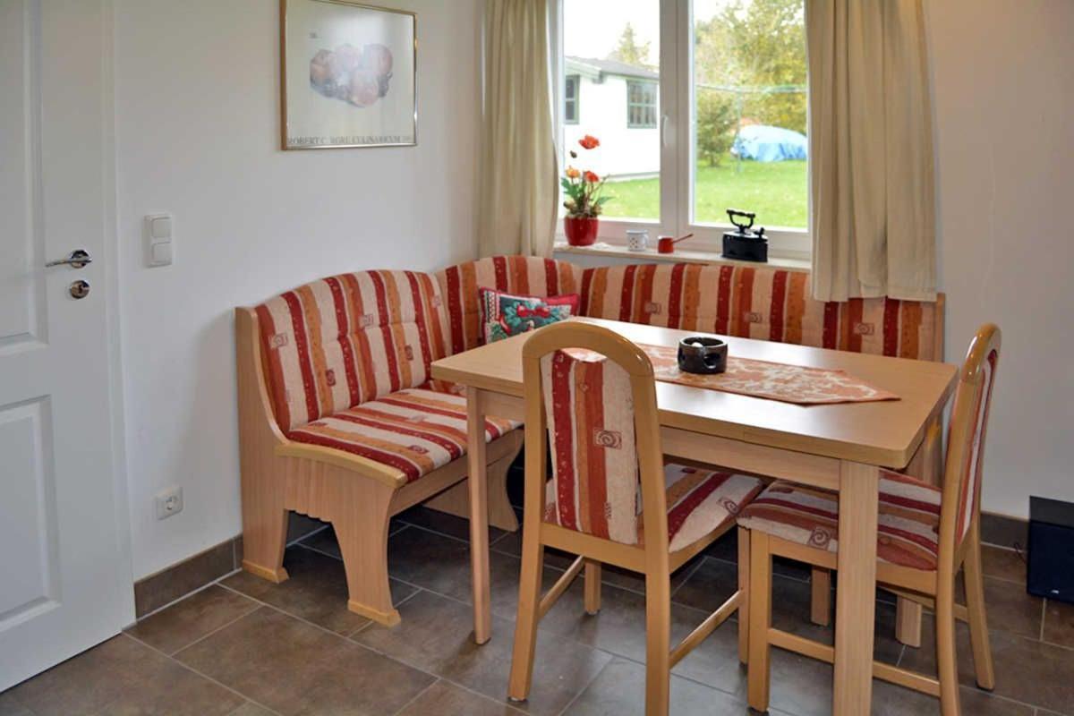 Reetdachhaus Im Fischerdorf Freest Extérieur photo